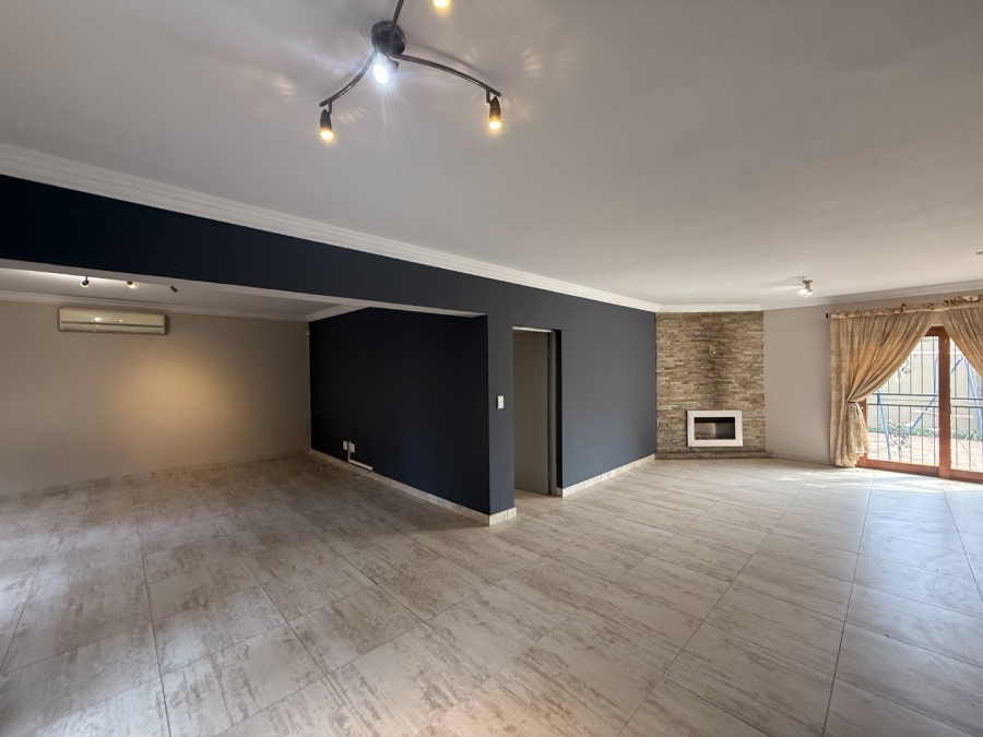 4 Bedroom Property for Sale in Melodie North West